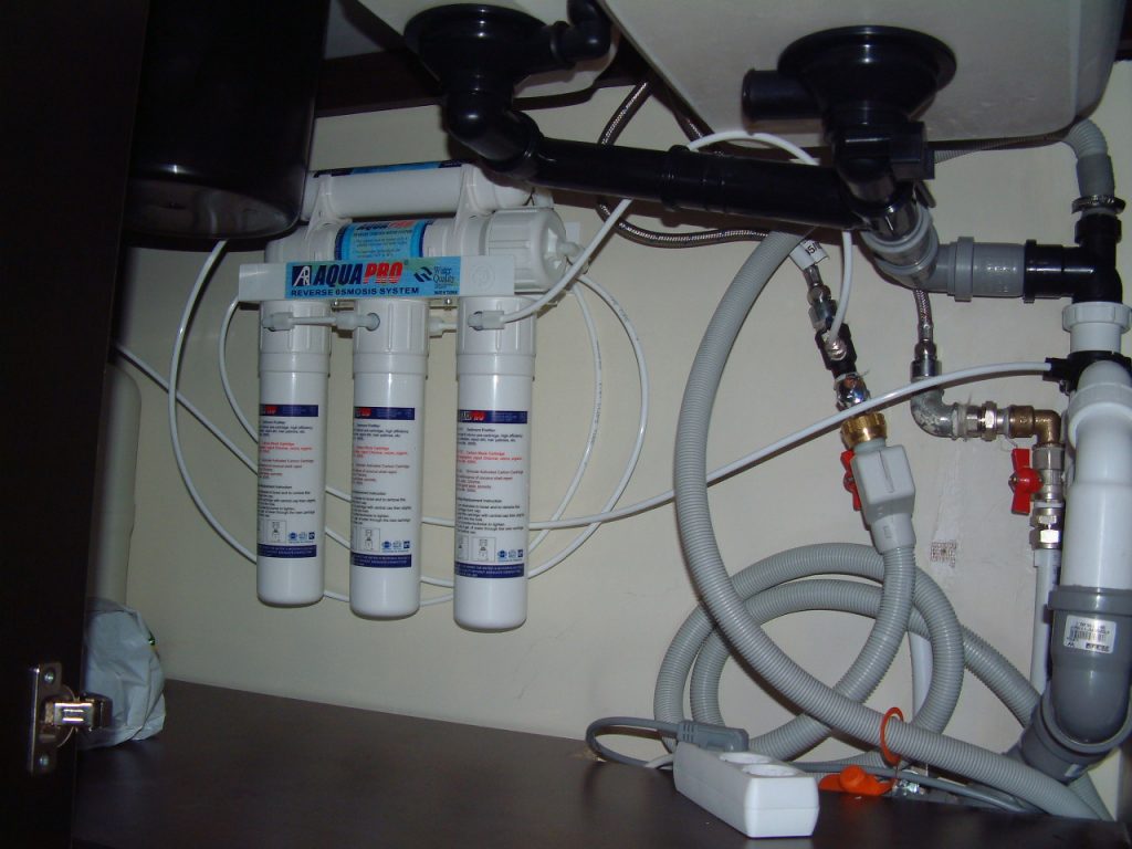 Atbulinės osmozės filtro montavimas